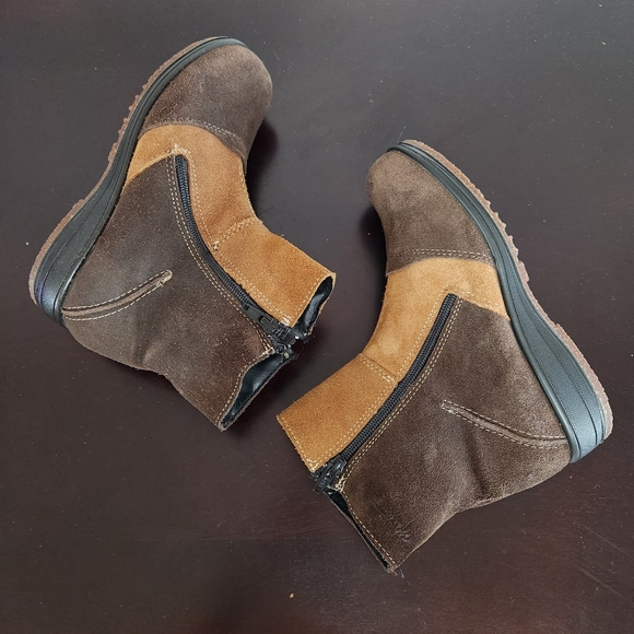 MARTINO brown suede patchwork ankle boots - Picture 6 of 11